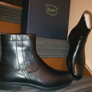 Mens leather black boots size 10
